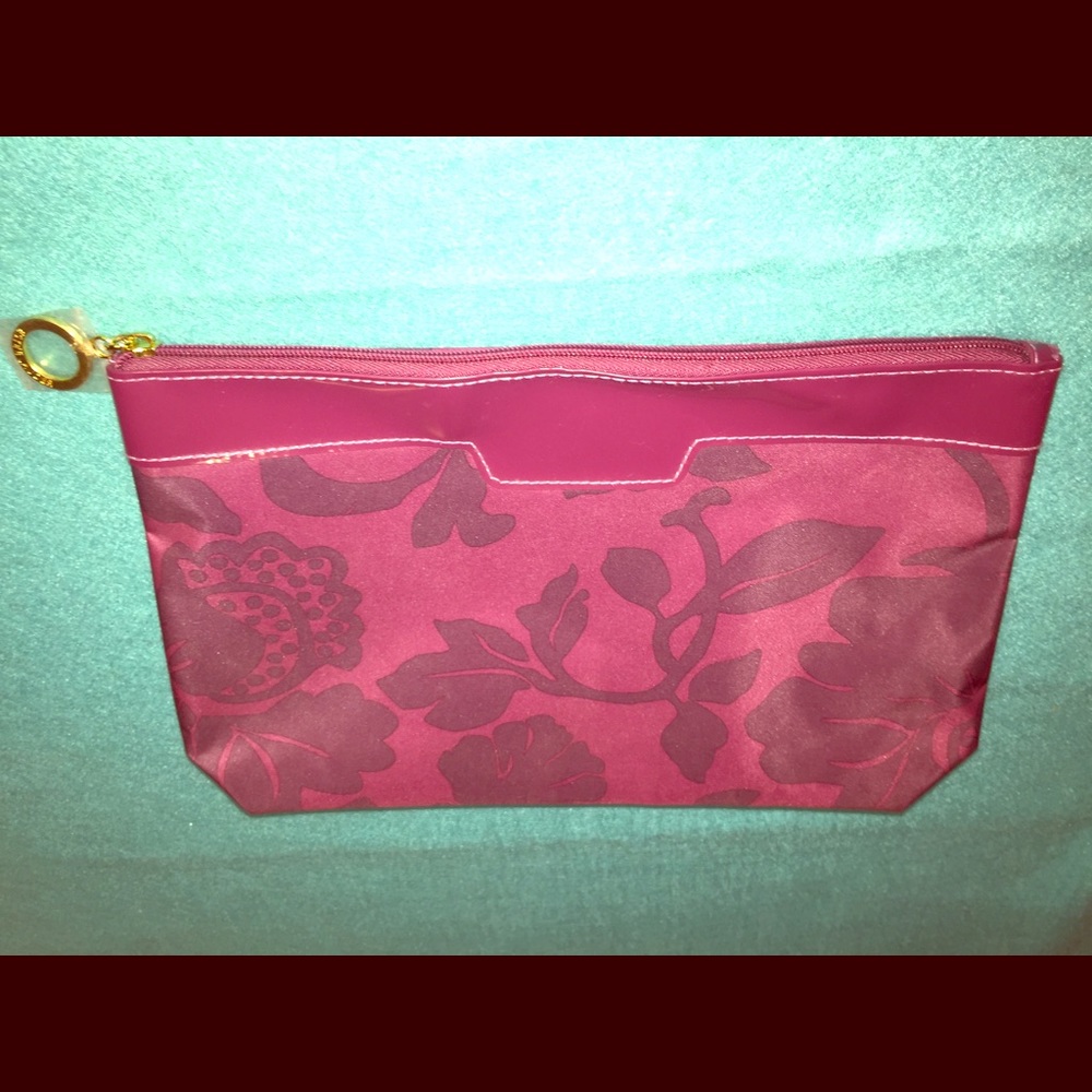 Estée Lauder polyester makeup bag in maroon